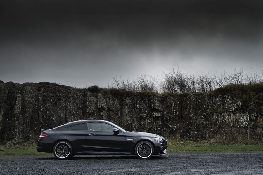  Mercedes-AMG C63 S Coupe (C205) 2018 года  (UK) (фото 22 из 40)